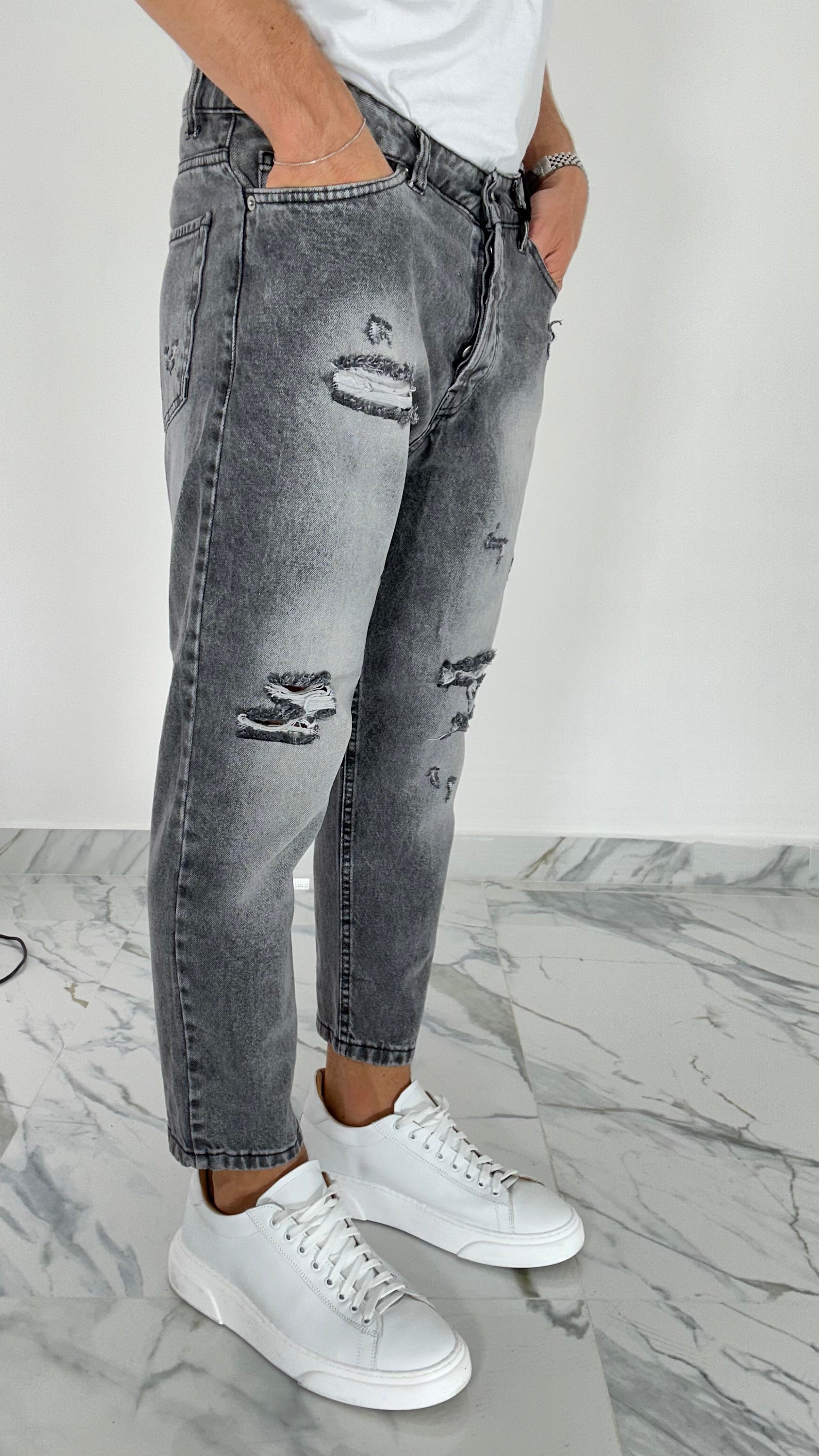 JEANS LOOSE FIT PT205