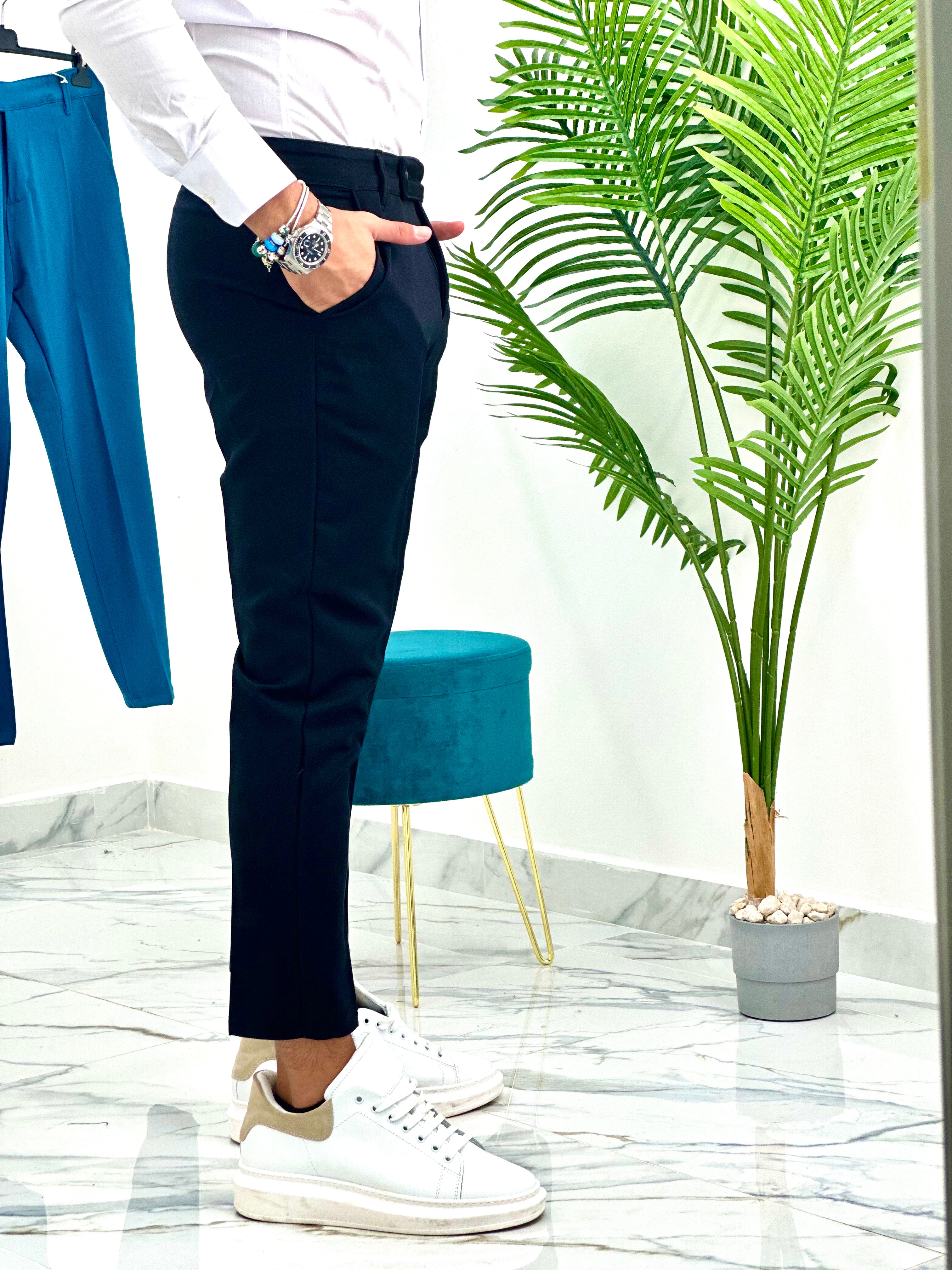 PANTALONI CAPRI
