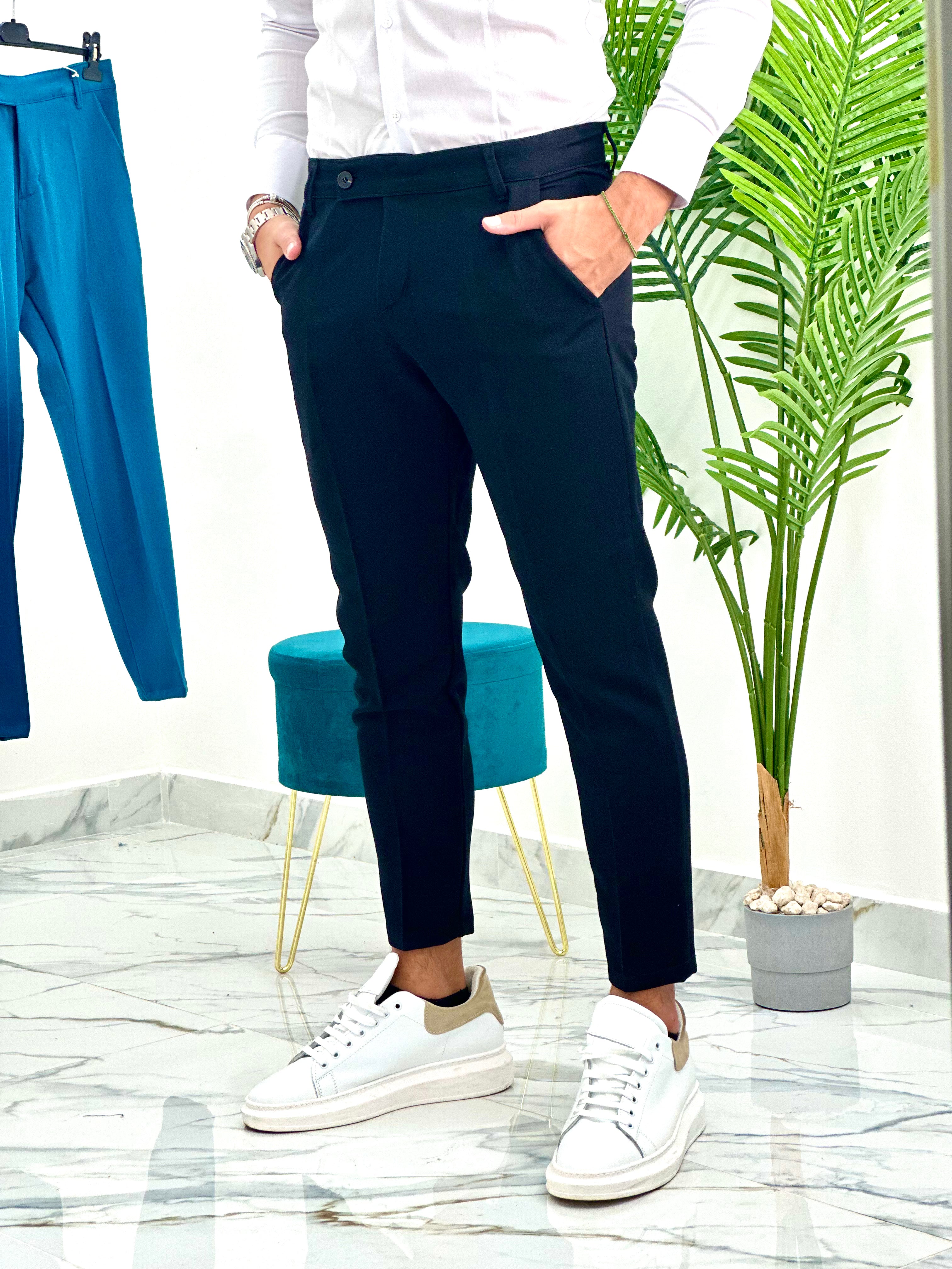 PANTALONI CAPRI