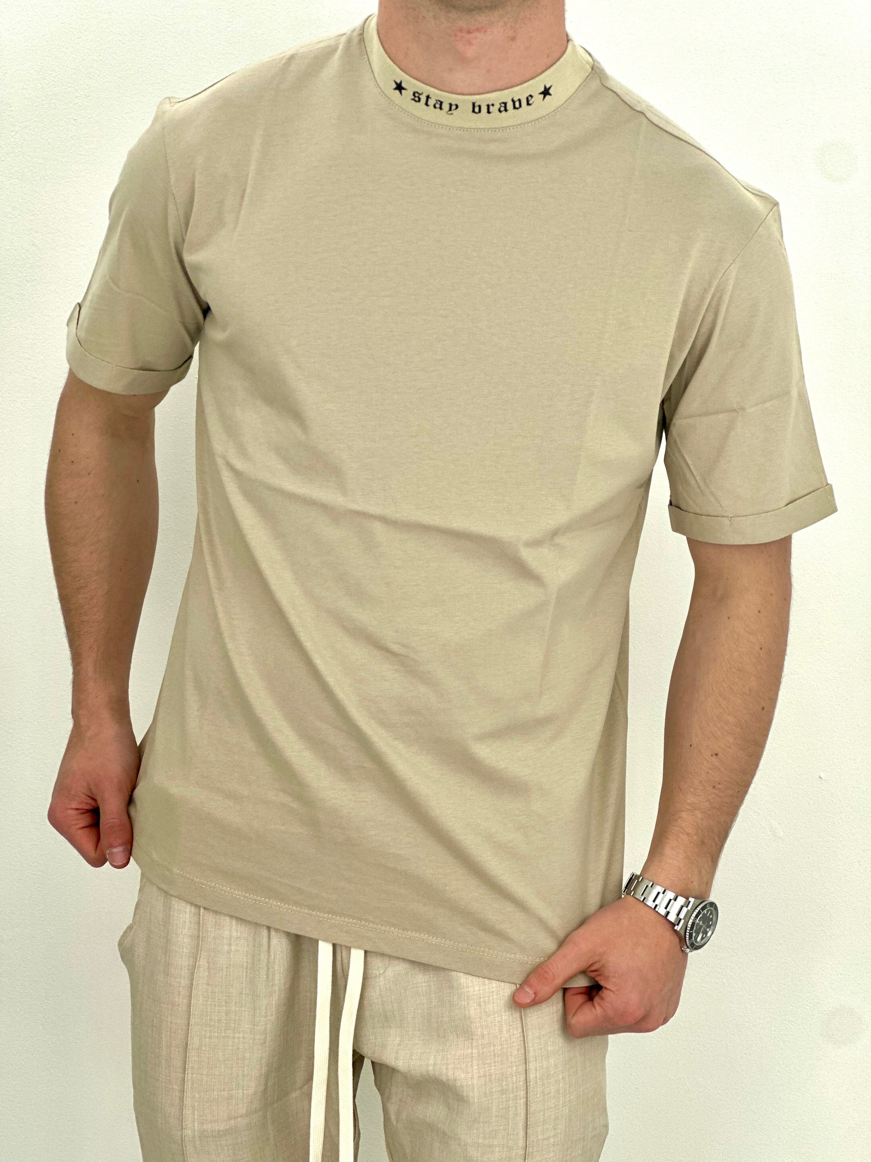 T-SHIRT STAY BRAVE col.BEIGE