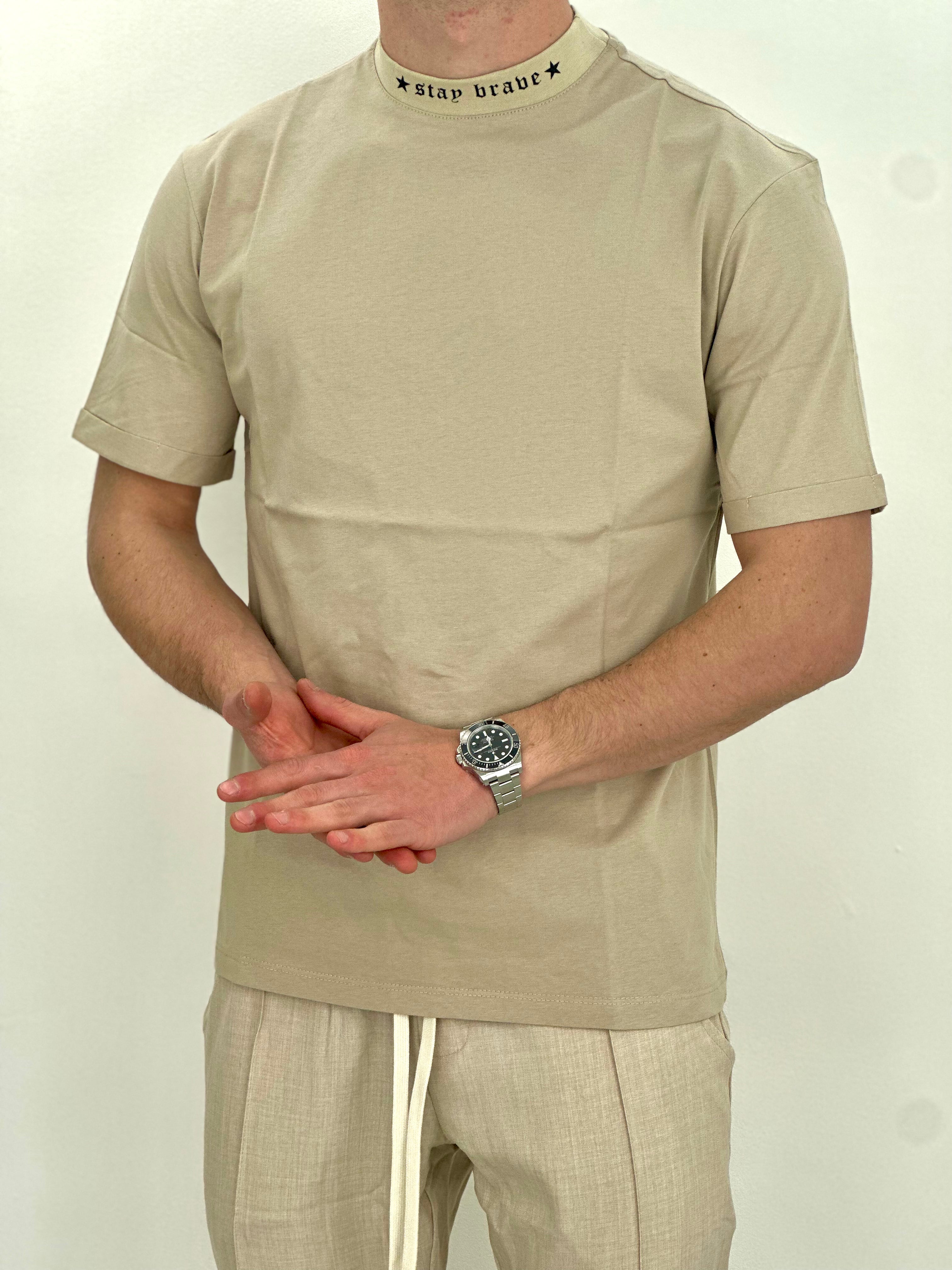 T-SHIRT STAY BRAVE col.BEIGE