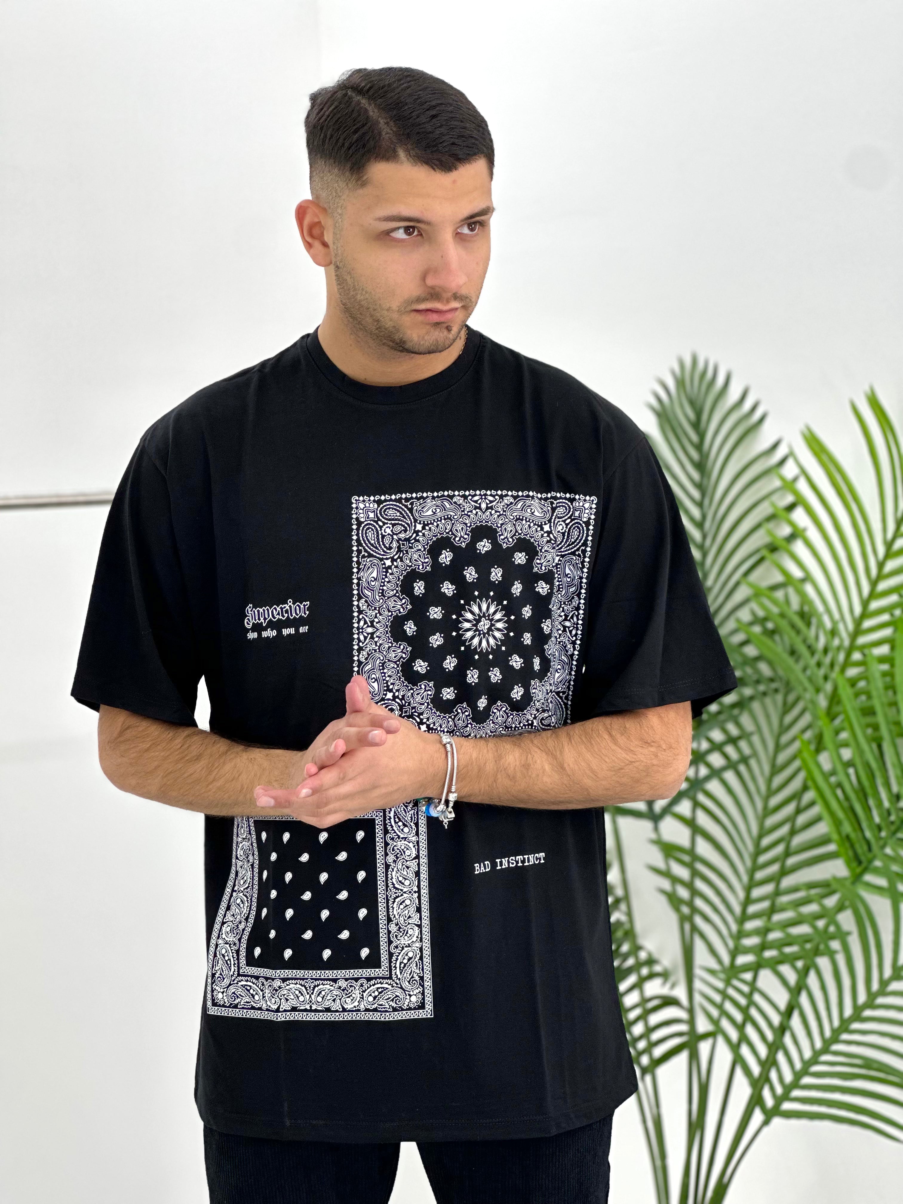 T-SHIRT BANDANA