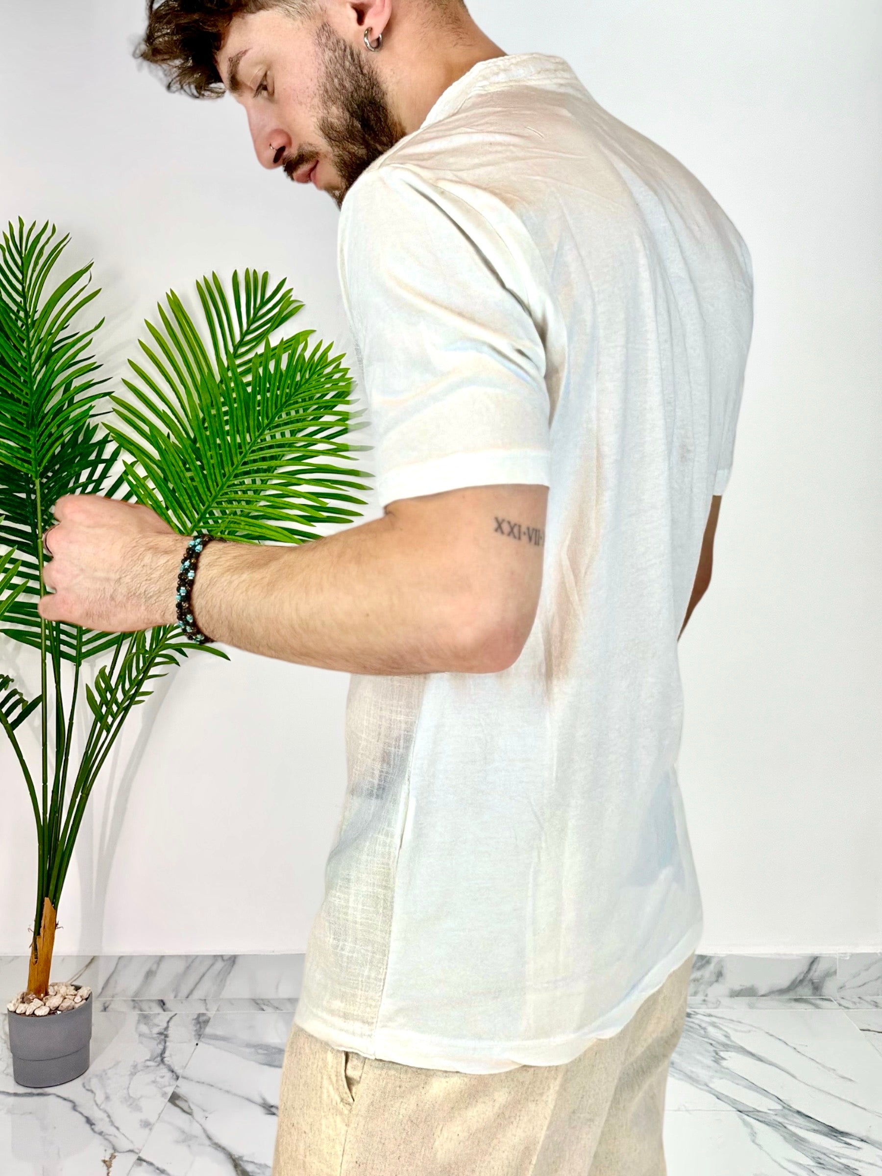 T-SHIRT IN LINO 5 BOTTONI COL.BIANCO