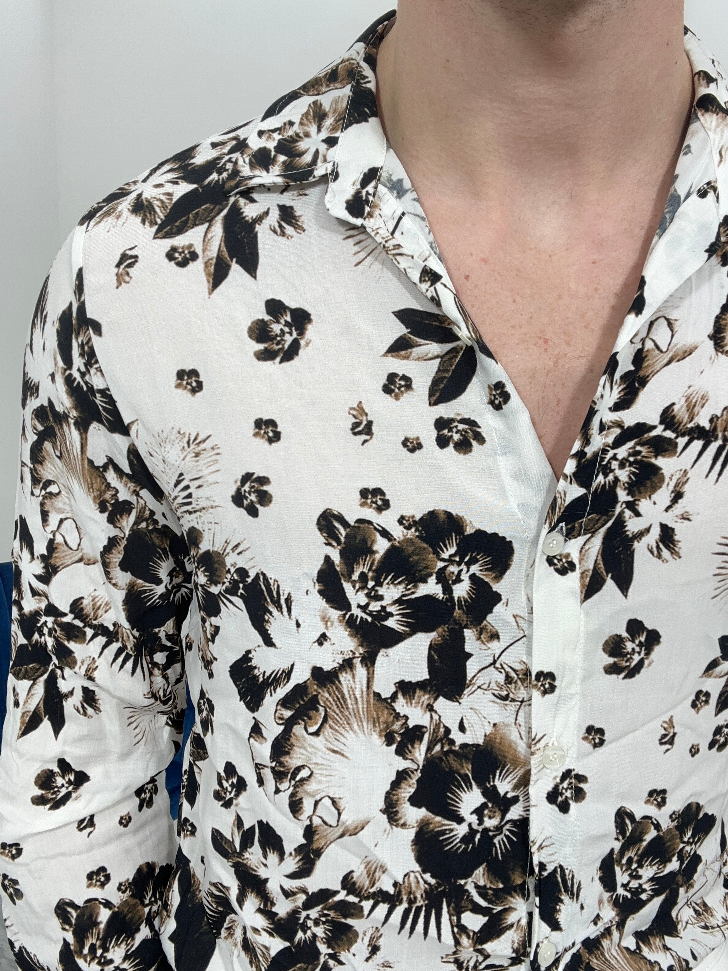 CAMICIA FLOWER IN VISCOSA COL.BIANCO